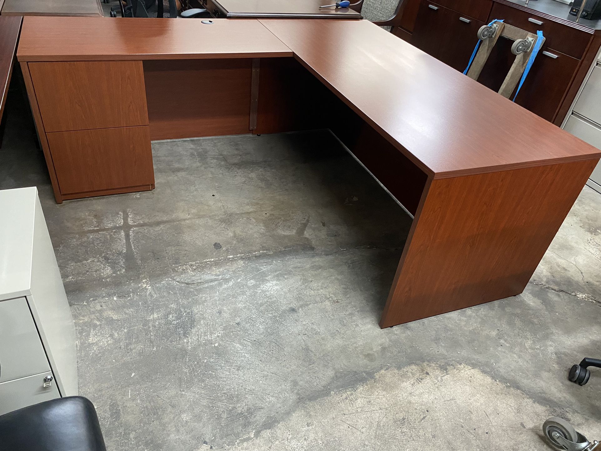 Single Cabinet L Shaped Desk 