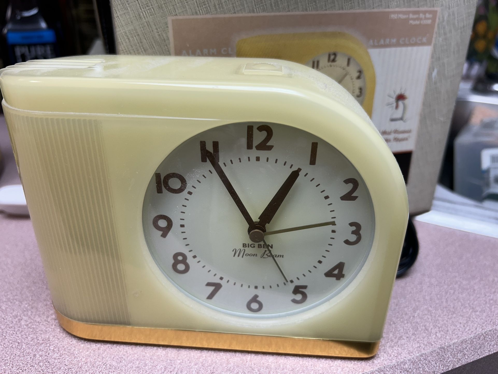 Westclox Big Ben Moon Beam alarm clock 43000