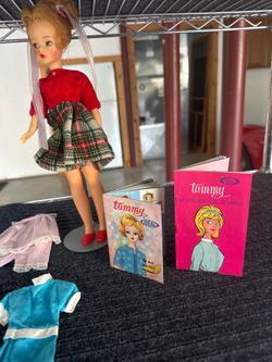 Vintage Ideal Tammy Doll with Blue Carrying Case, Clothing & Accessories Lot
