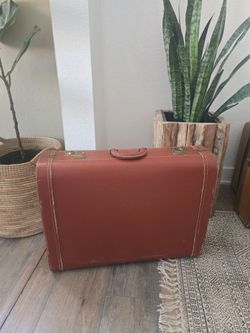 Vintage Brown Leather Hard-Shell Suitcase