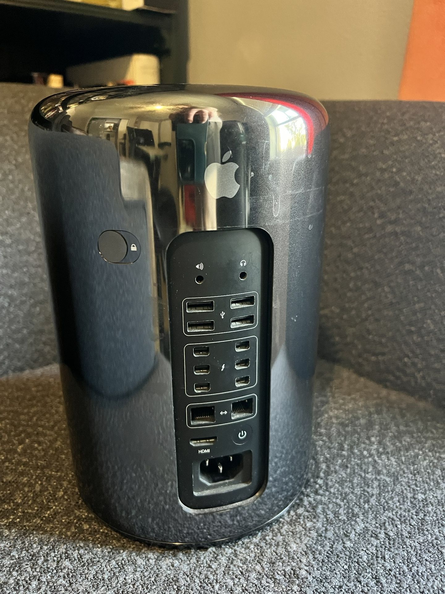 Mac Pro 2013 3.5 GHz 6-Core Intel Xeon E5