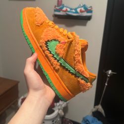 orange/green grateful dead dunks