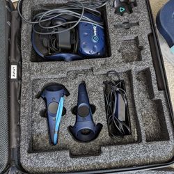 HTC Vive pro With Accessories 