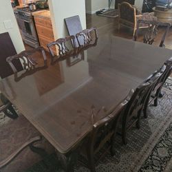 Hickory White Dining Table And Chairs