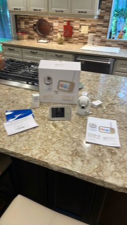 Baby Monitor. Infant Optics DXR-8