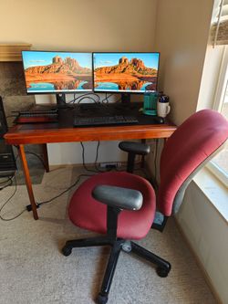Full home office dual Monitor setup