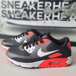 Like NEW - Air Max Structure - M9.5/W11