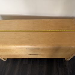 Dresser-ikea