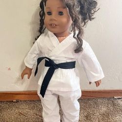 American girl doll and Bed