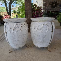 White Horse Clay Pots, Planters, Plants. Pottery $75 cada una