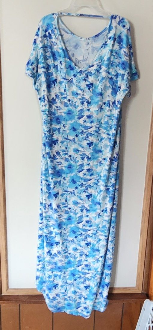 LULAROE LARGE BLUE FLORAL DRESS