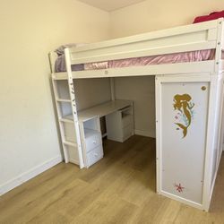 Full size Loft Bed With Desk And Sliding Closet 