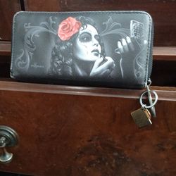 Lady's Wallet 