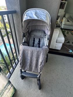 Oyster Premium Stroller + Footmuff + Winter Hand Muffs