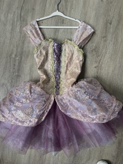 Dance costume