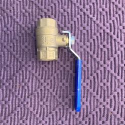 Brass Ball Valves - ¾” & ½”