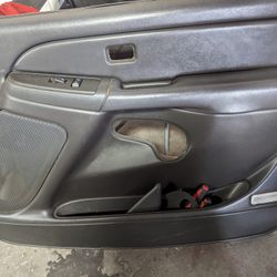 Silverado 2005 Door Panels