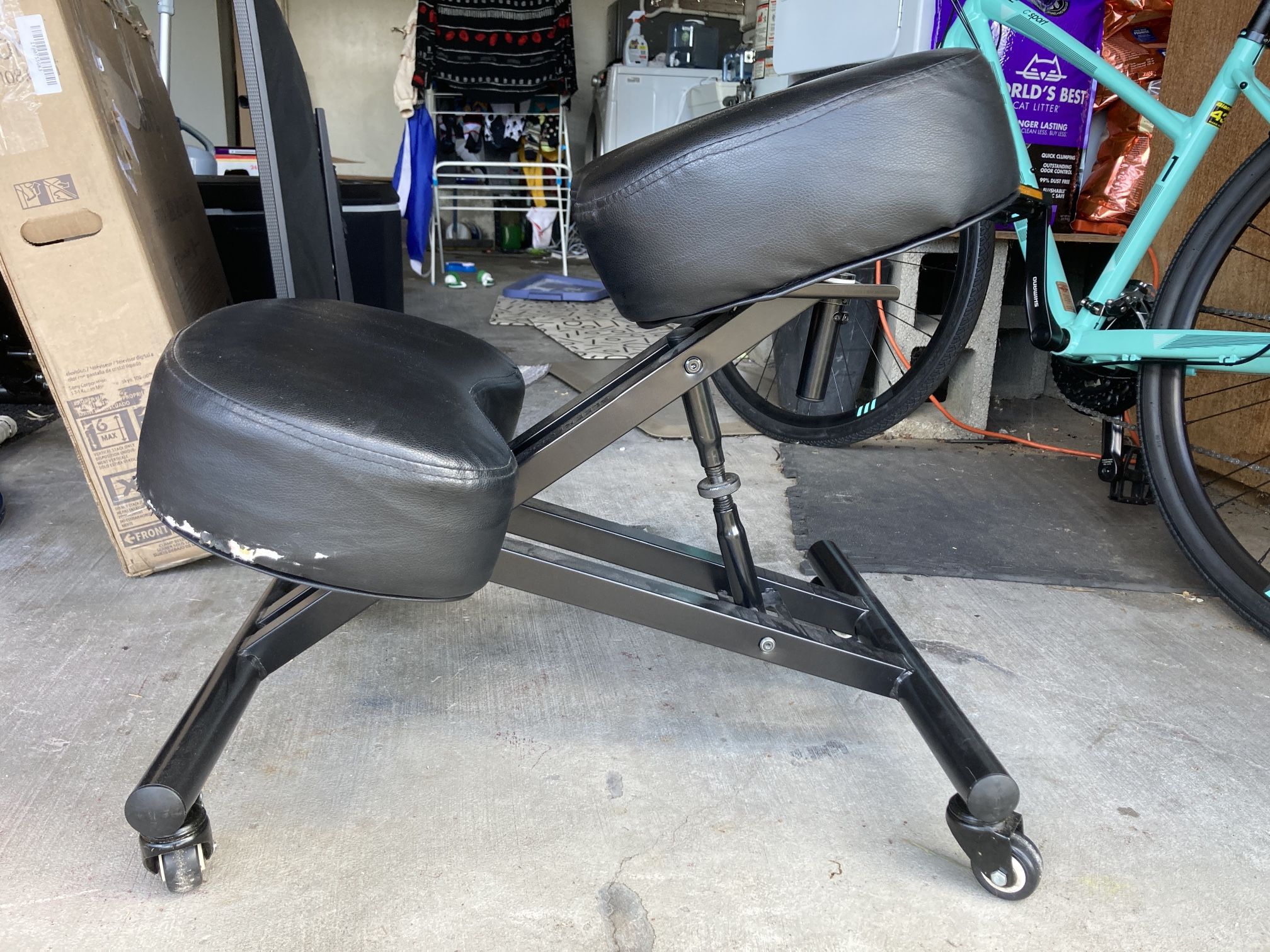 Kneeling Desk Chair for Sale in San Diego, CA OfferUp