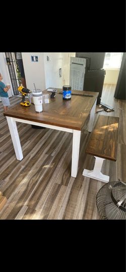 Kitchen table