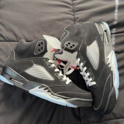 Jordan 5 METALLIC WITH BOX!