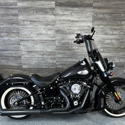 2021 Harley Davidson FLHCS Heritage Classic 114 Custom 1 Owner