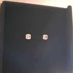 Unisex 14k White Gold Earrings 