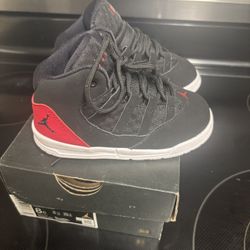 8c Jordan Max Aura (td)
