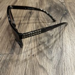 Foster Grant Black Stud Sunglasses