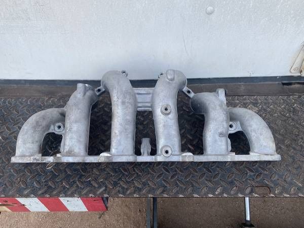 1993 thru 1997 Toyota Land Cruiser Lexus 4.5L 1FZFE Lower Intake