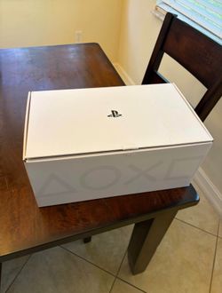 PlayStation VR2 (PS VR2)