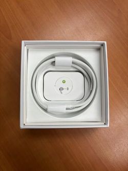Air pod pro 2 box opened