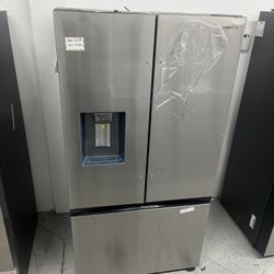 Samsung Counter depth mega Capacity Refrigerator 