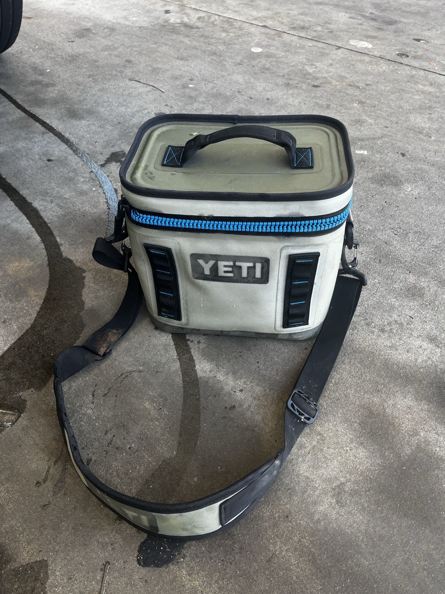 Yeti Cooler