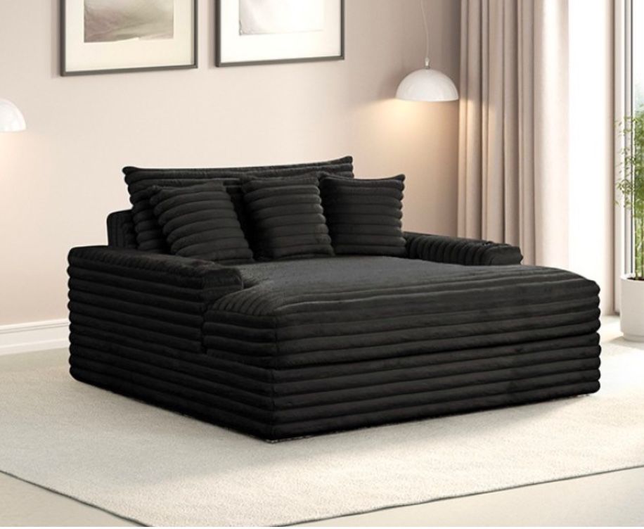 2 Arm Chaise