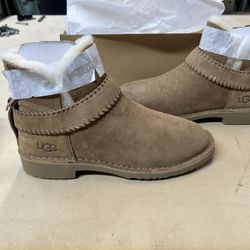 Brand New UGG McKay Winter Boot for Sale in Escalon CA OfferUp
