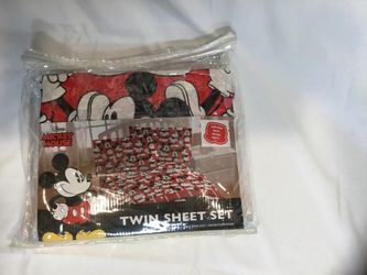 Mickey or Minnie, three piece sheet set
