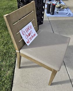 Selling 4 patio side chairs NEW