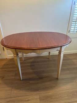 Drexel Dinning Table