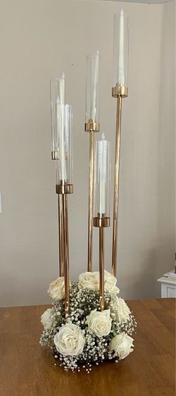 Centerpieces,  candelabras, tengo 12