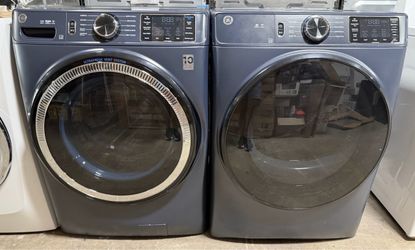 NEW 28” GE STACKABLE SET