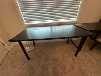 Desk for FREE!!! Must pick up