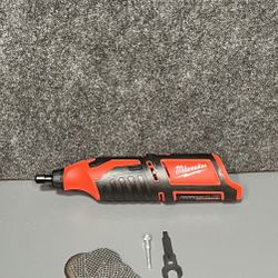 Milwaukee(2460-20) M12 12V Lithium-Ion Cordless Rotary Tool (Tool-Only)