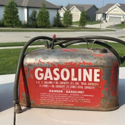 🛠️ Vintage Gas Cans – Rustic, Retro & Ready to Display! ⛽️