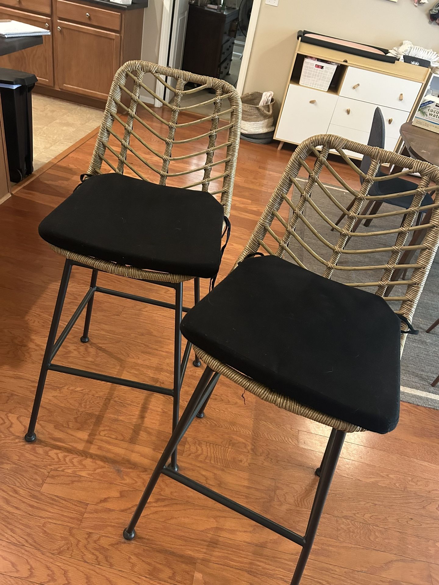 Indoor/Outdoor Bar Stools