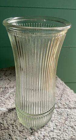 Vintage HOOSIER GLASS VASE 55A
