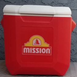 Customized Coleman 45 Quart Wheeled Cooler/red And White 