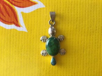 Vintage Sterling Silver Malachite Turtle Pendant