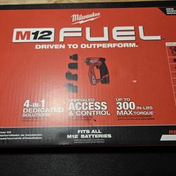 NEW Milwaukee M12 FUEL 12V Cordless 4-in-1 Installation 3/8" Drill Driver Kit w/ 4-Tool Heads, Battery