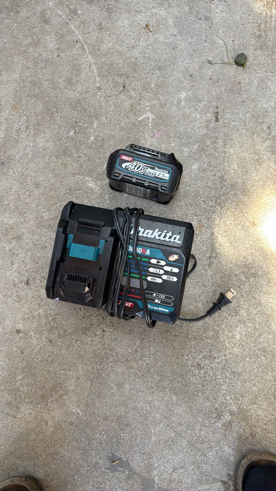 Makita Battery And Charger