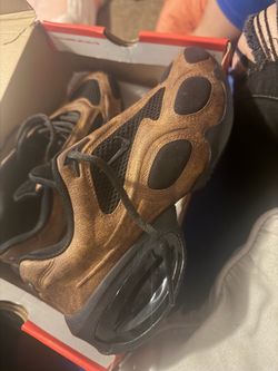 Girls Nike air max muse